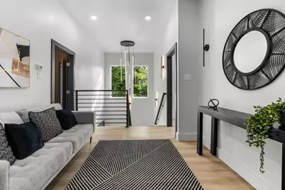 912 Brookwood Drive, Dallas, TX 75224 - Photo 9