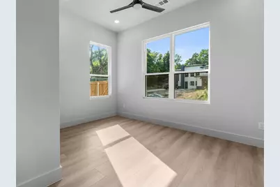 912 Brookwood Drive, Dallas, TX 75224 - Photo 27