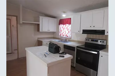 501 W Collins Street, Denison, TX 75020 - Photo 7