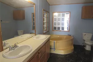 501 W Collins St, Denison, TX 75020 - Photo 21