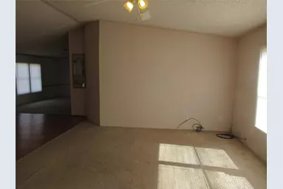 501 W Collins Street, Denison, TX 75020 - Photo 5