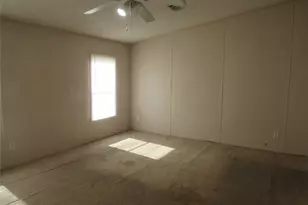 501 W Collins St, Denison, TX 75020 - Photo 19