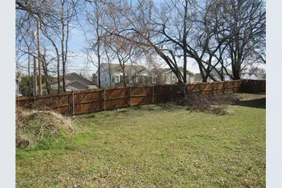 501 W Collins Street, Denison, TX 75020 - Photo 27