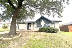 2902 Rayswood Dr, Carrollton, TX 75007 - Photo 1