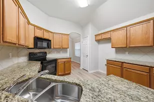 4416 Ridgeway Dr, Mansfield, TX 76063 - Photo 9