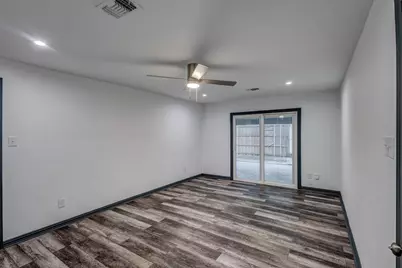 2540 Prichard Lane, Dallas, TX 75227 - Photo 11