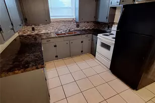 1831 Avenue N, Anson, TX 79501 - Photo 5