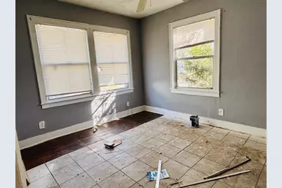 709 Jefferson Street E, Sulphur Springs, TX 75482 - Photo 5