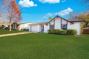 418 Clover Ln, Garland, TX 75043 - Photo 3