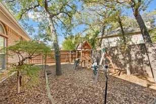 5519 Hunterwood Ln, Arlington, TX 76017 - Photo 37