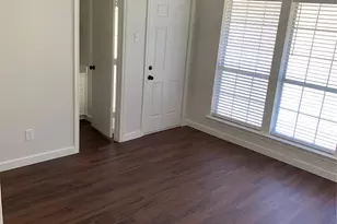 3903 Wanklyn Ct, Dallas, TX 75237 - Photo 7