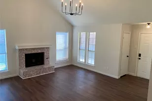 3903 Wanklyn Ct, Dallas, TX 75237 - Photo 17