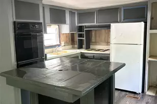 305 Live Oak Ln, Mabank, TX 75156 - Photo 7