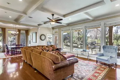 2729 Sunrise Drive, Arlington, TX 76006 - Photo 5