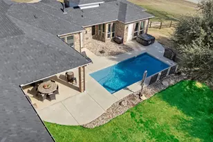 100 Maverick Ct, Granbury, TX 76049 - Photo 29