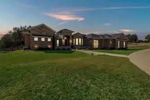 100 Maverick Ct, Granbury, TX 76049 - Photo 35