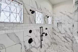 100 Maverick Ct, Granbury, TX 76049 - Photo 13