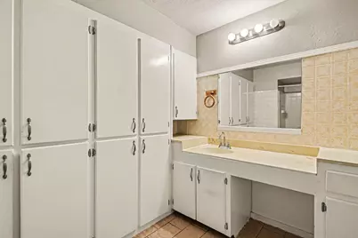 3720 Stanley Avenue, Fort Worth, TX 76110 - Photo 17