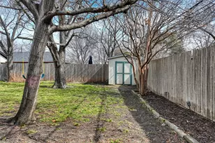 2510 Highwood Dr, Dallas, TX 75228 - Photo 21