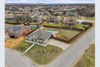 3701 Dutch Iris Lane, Fort Worth, TX 76140 - Photo 39