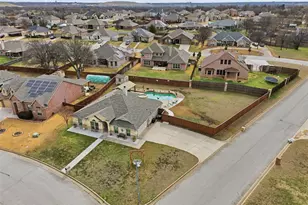 3701 Dutch Iris Ln, Fort Worth, TX 76140 - Photo 39