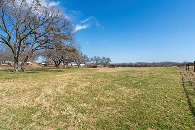 700 Gilliland Road, Springtown, TX 76082 - Photo 5