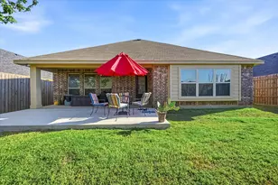8421 Bonanza St, Aubrey, TX 76227 - Photo 23