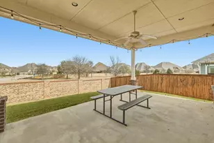 821 Crimson Rd, Lantana, TX 76226 - Photo 33