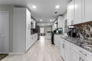 5826 Overlook Dr, Dallas, TX 75227 - Photo 7