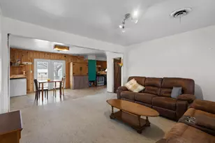 705 Pillar St, Bowie, TX 76230 - Photo 5