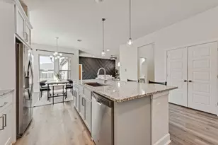 912 Lamp Post Ln, Argyle, TX 76226 - Photo 9