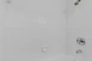 913 W Rochelle Rd, Irving, TX 75062 - Photo 25