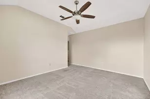 2124 Newport Dr, Flower Mound, TX 75028 - Photo 19