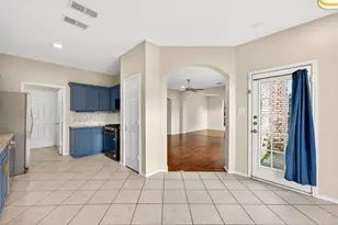 2124 Newport Dr, Flower Mound, TX 75028 - Photo 11