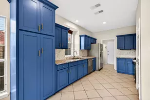 2124 Newport Dr, Flower Mound, TX 75028 - Photo 9