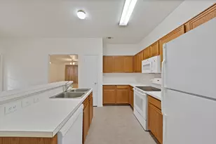 2840 St Johns Ave, Lancaster, TX 75146 - Photo 13