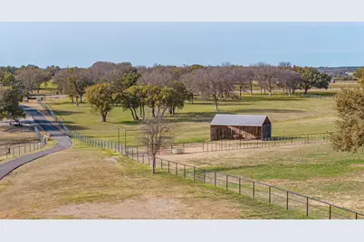 221 Silver Spur, Weatherford, TX 76087 - Photo 39