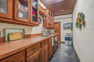 221 Silver Spur, Weatherford, TX 76087 - Photo 7