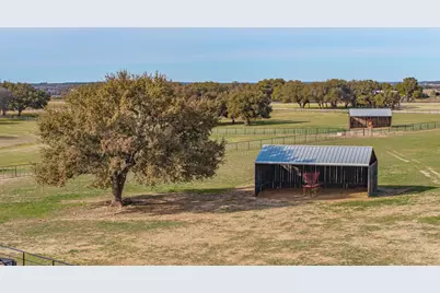 221 Silver Spur, Weatherford, TX 76087 - Photo 37