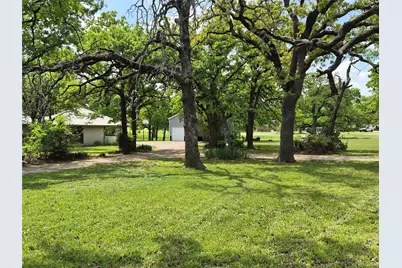 102 Shady Grove Court, Joshua, TX 76058 - Photo 3