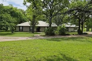 102 Shady Grove Ct, Joshua, TX 76058 - Photo 1
