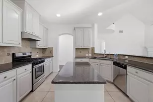 324 Enid Dr, Lewisville, TX 75056 - Photo 13
