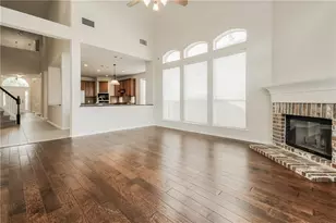 2338 Falcon Point Dr, Frisco, TX 75033 - Photo 5