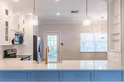 5501 Bradley Court, Arlington, TX 76017 - Photo 11