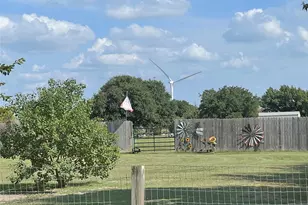 1116 Navarro, Mart, TX 76664 - Photo 21