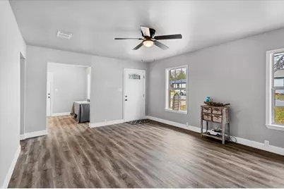 736 W Bullock Drive, Denison, TX 75020 - Photo 5