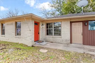 736 W Bullock Dr, Denison, TX 75020 - Photo 1