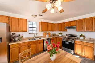 618 Oak St, Clyde, TX 79510 - Photo 11