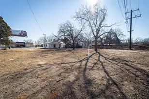 618 Oak St, Clyde, TX 79510 - Photo 37