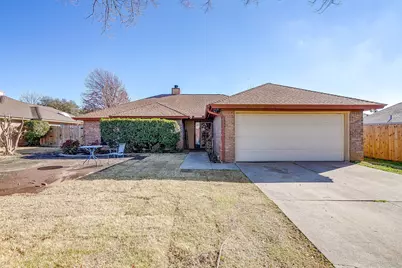 4225 Woodward Court, Grand Prairie, TX 75052 - Photo 1
